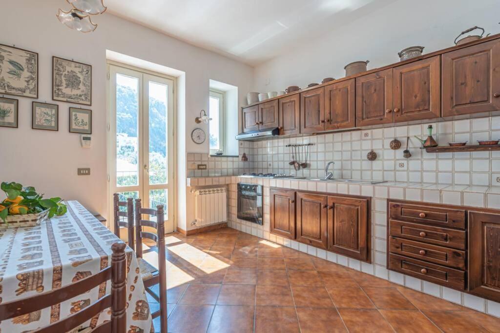 Casa Gege', For Up To 5 Guests, Shared Pool, Sorrento Center公寓 外观 照片